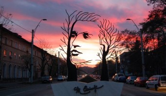 17 современных скульптур, которые можно полюбить